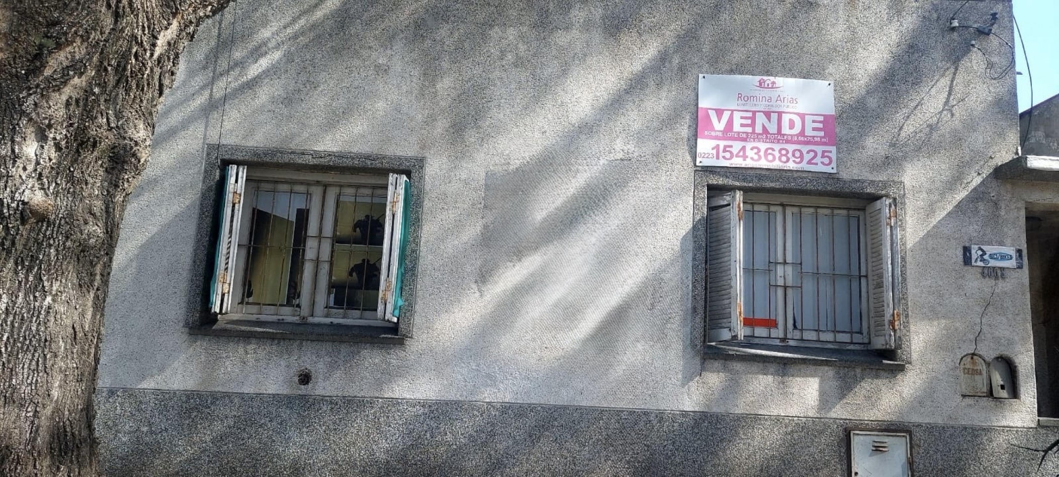 Casa a reciclar integramente. Barrio Don Bosco Mar del Plata.